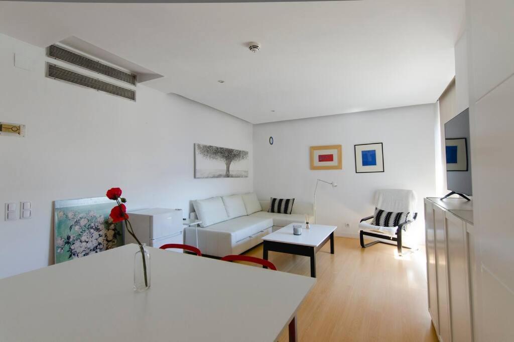 Beautiful Flat A Stone'S Throw From The Retiro-Vill Apartment มาดริด ภายนอก รูปภาพ